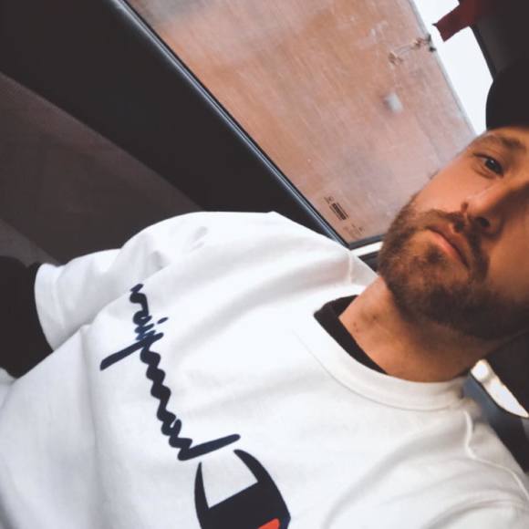 Meet your Posher, Devon - Picture 1 of 1